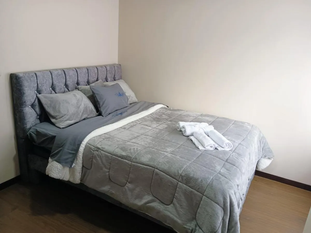 Apartamento Departamento Grande Con Jacuzzi Cuenca