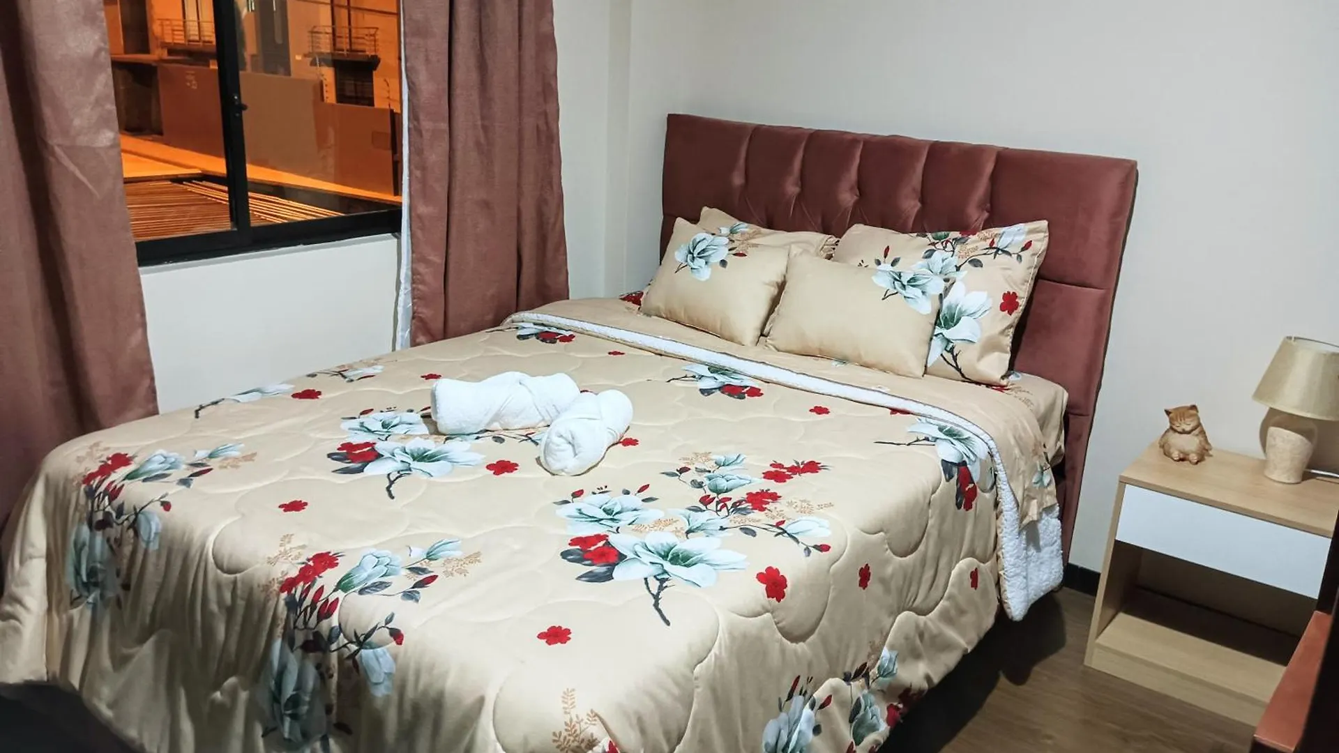 Apartamento Departamento Grande Con Jacuzzi Cuenca